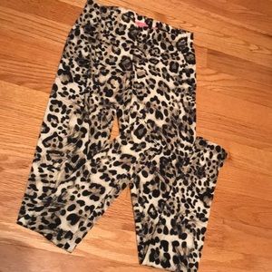 Cheetah print leggings